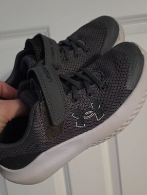Under Armour Kids' Charcoal Gray Athletic Sneakers with White Sole